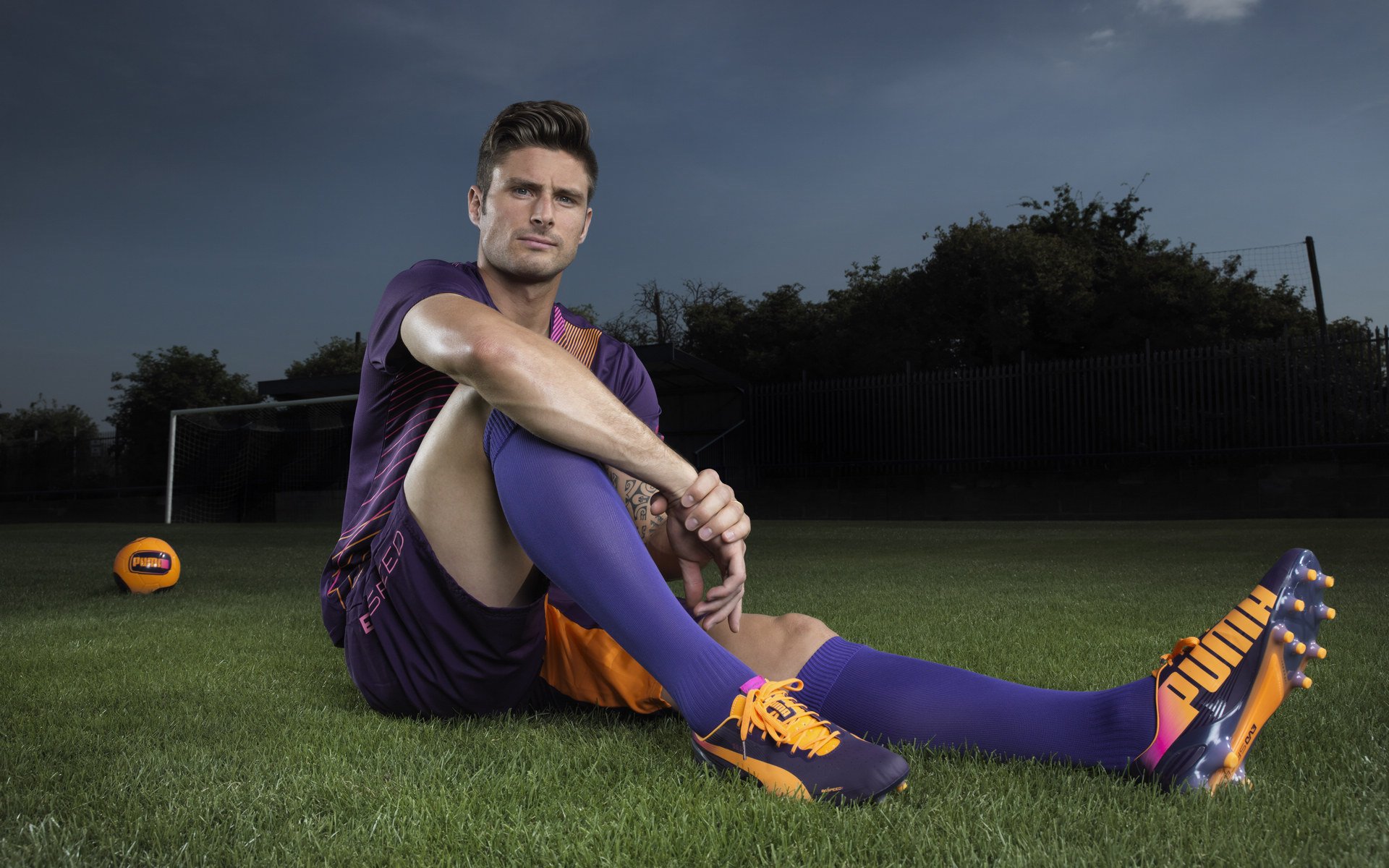 《【科技变革】VR、AR技术带来沉浸式电竞体验》，vr technology